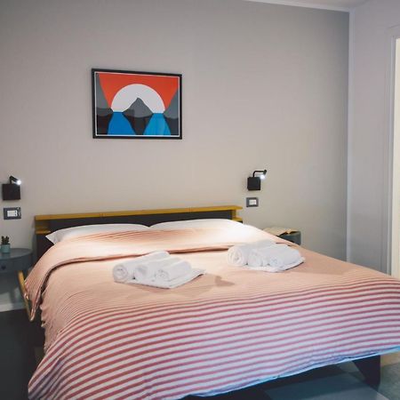 New Apartment With Patio Syracuse Bagian luar foto