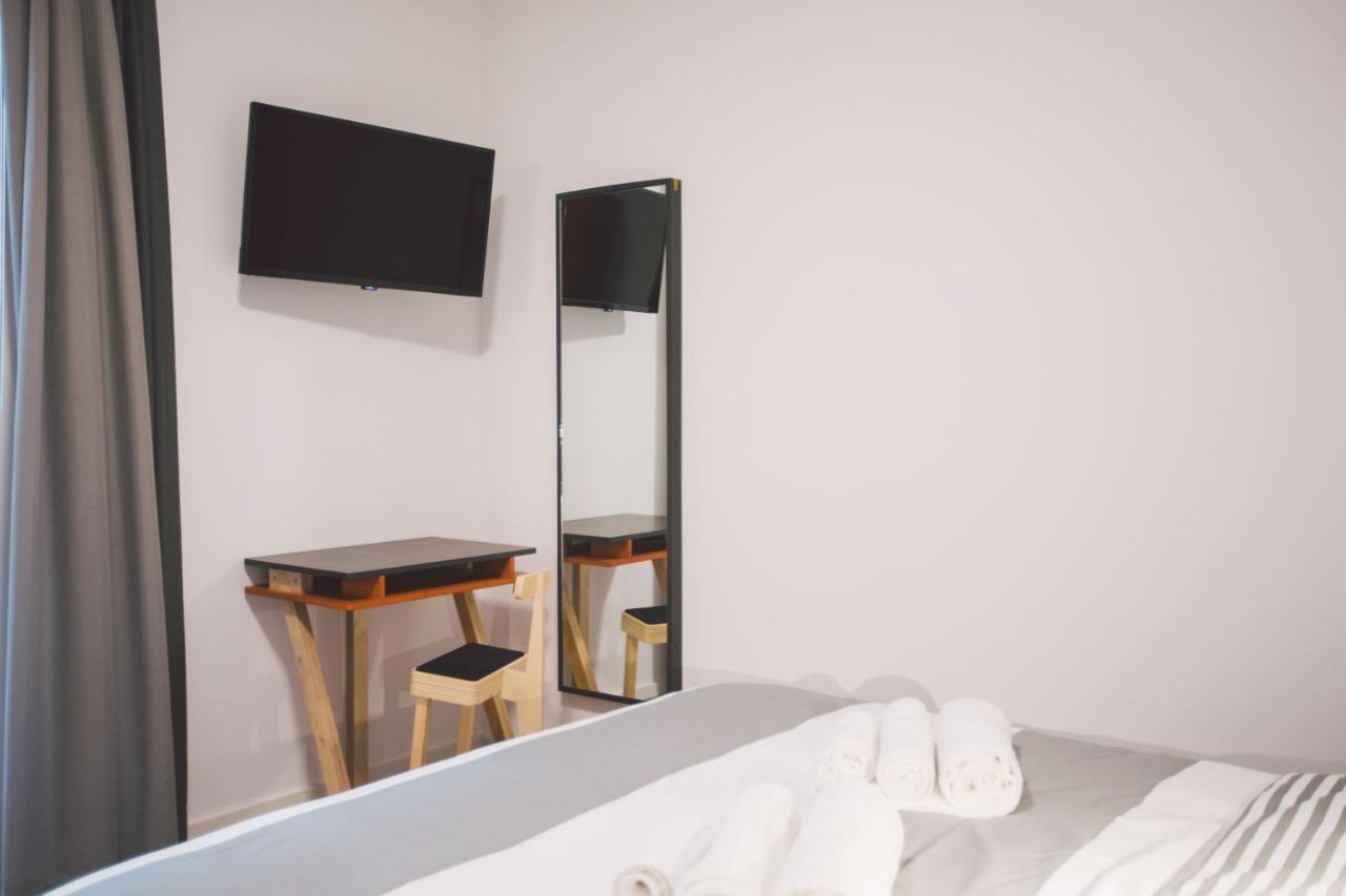 New Apartment With Patio Syracuse Bagian luar foto