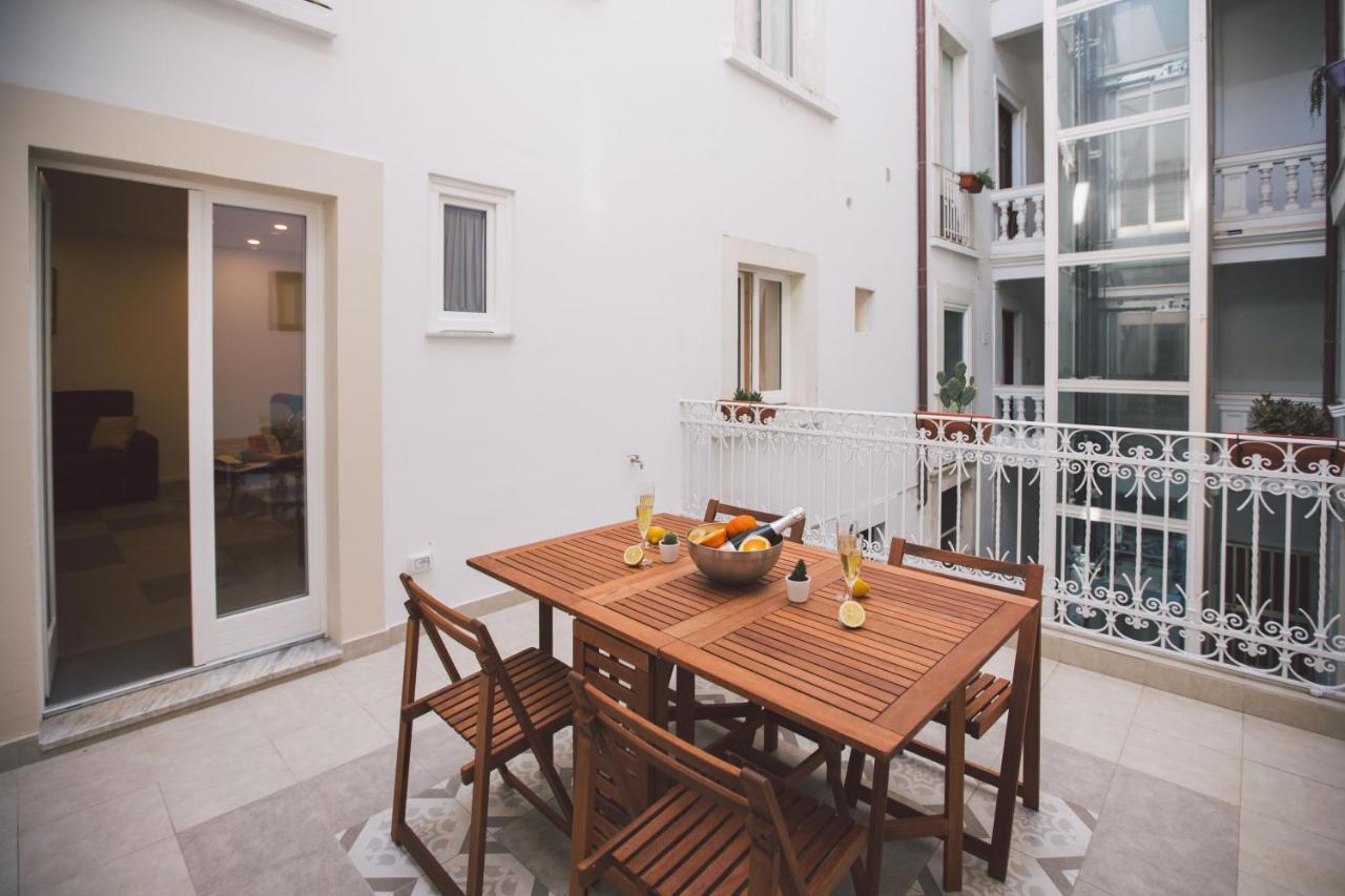 New Apartment With Patio Syracuse Bagian luar foto