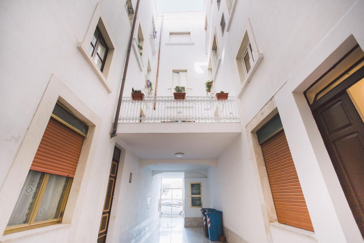 New Apartment With Patio Syracuse Bagian luar foto
